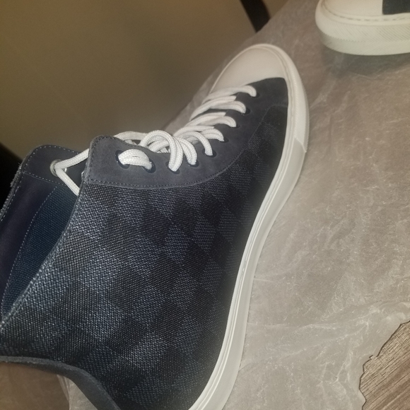 Louis Vuitton mens Tattoos/ Authentic - Picture 5 of 12